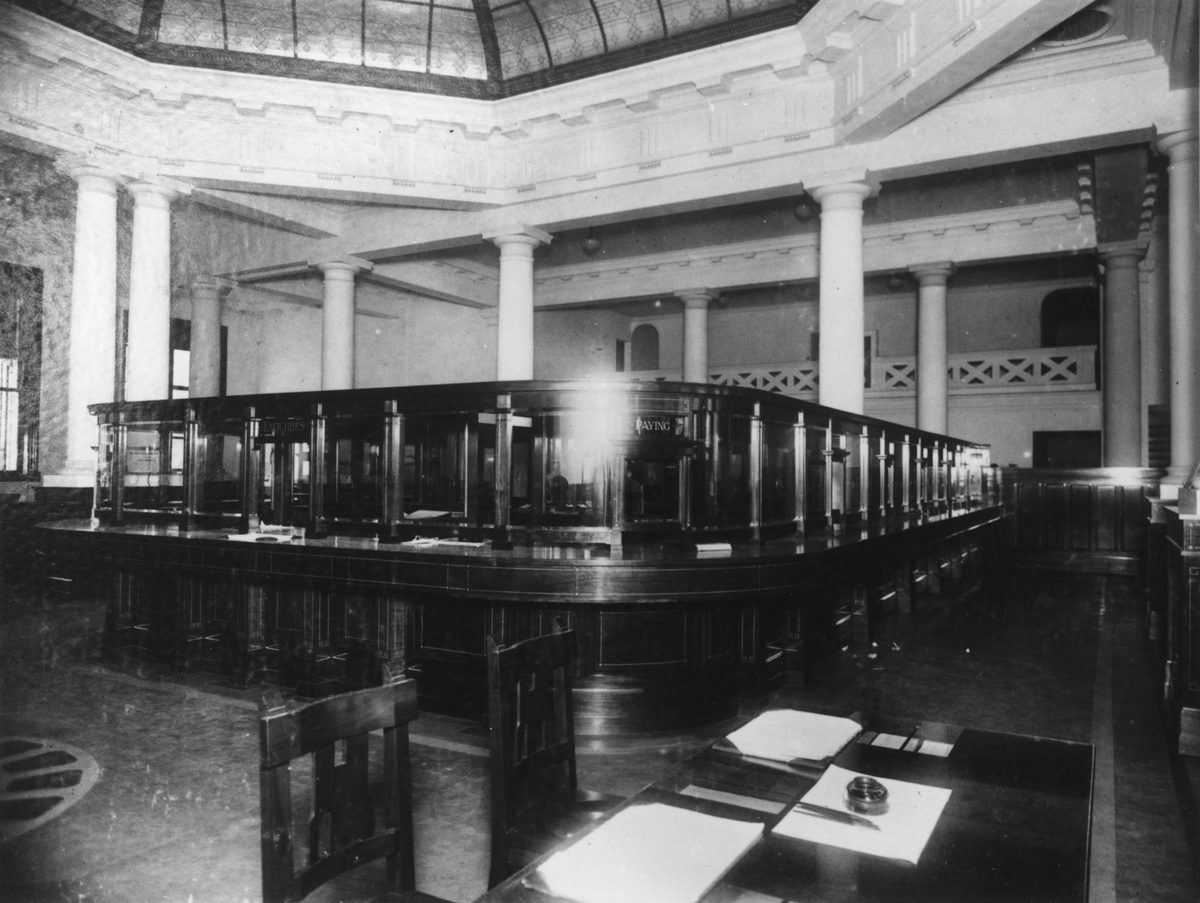 Interior view of the Queensland National Bank, Brisbane, 1922