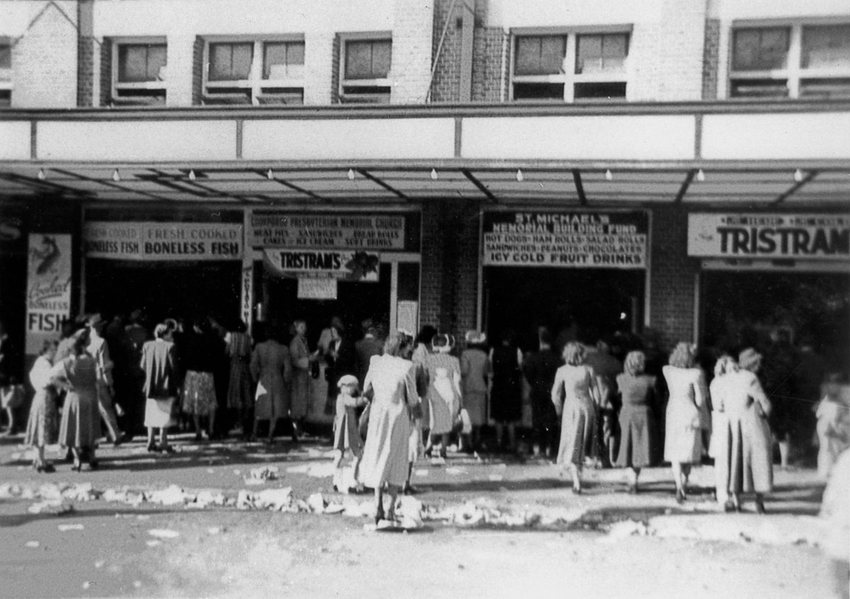 Queueing for a take-away meal and a Tristram's soft drink at the RNA Exhibition in 1949