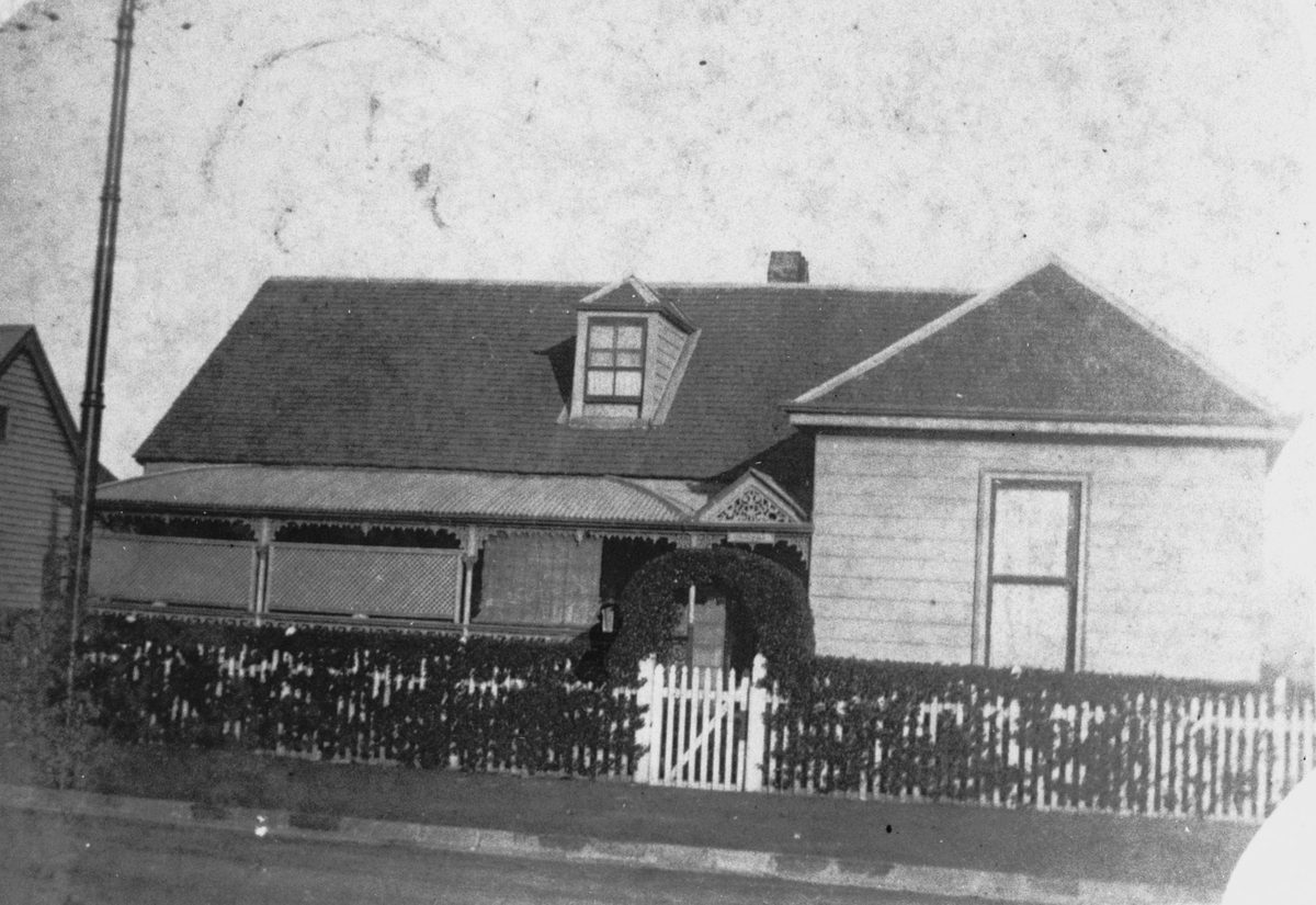 Tulloona, Miss Gregory's residence in Petrie Terrace, Brisbane, 1908