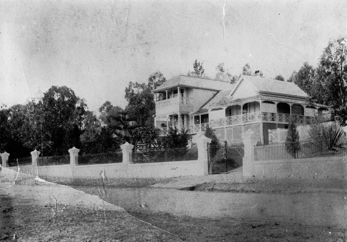 Philip Nott's residence in Westbourne Street, South Brisbane, 1899