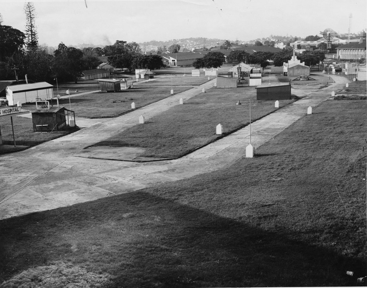 Parking area at the Brisbane Exhibition Grounds, 1954