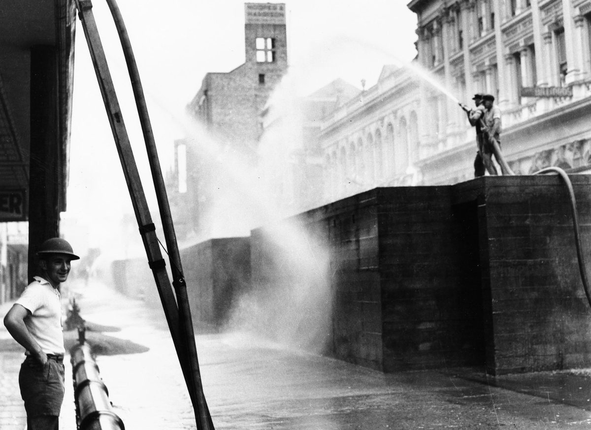 Air Raid Shelters on Elizabeth Street, 1942