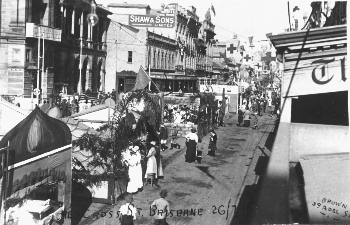 Red Cross Day procession, Brisbane, 1918