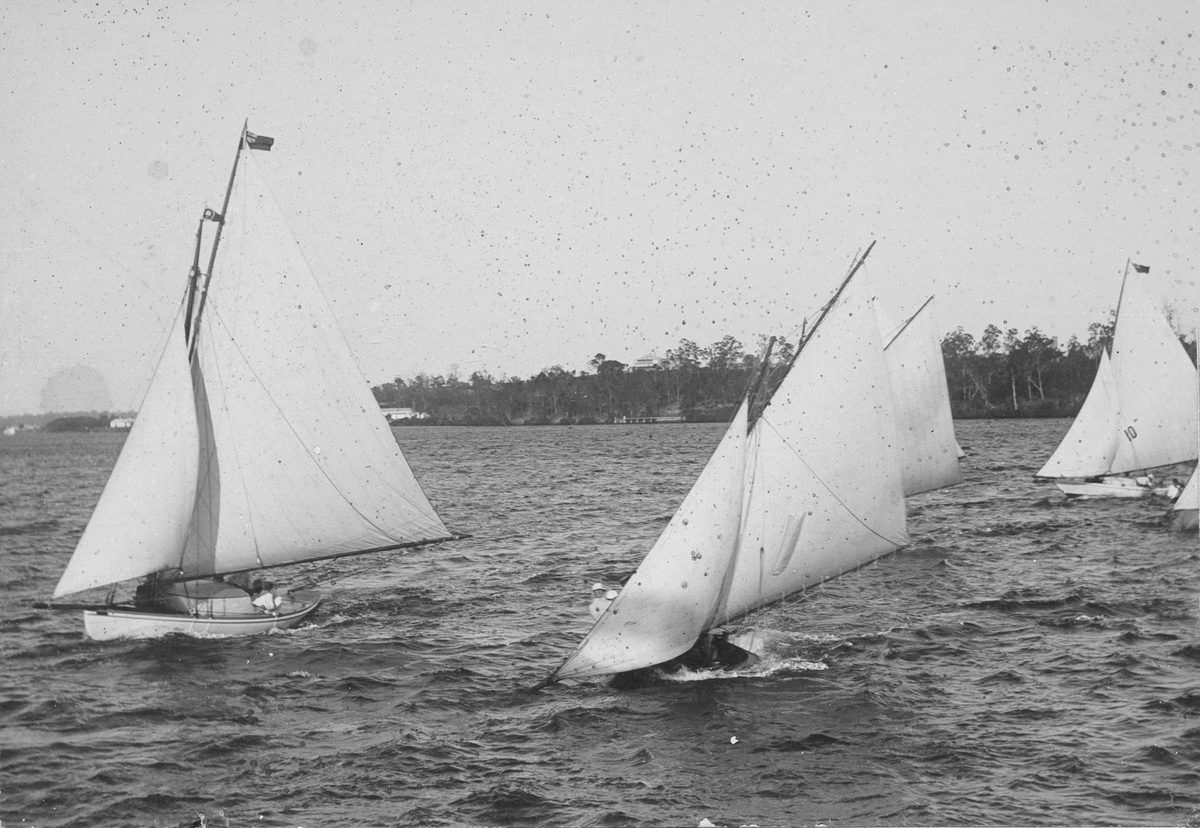 Yacht racing on the Brisbane River, 1899