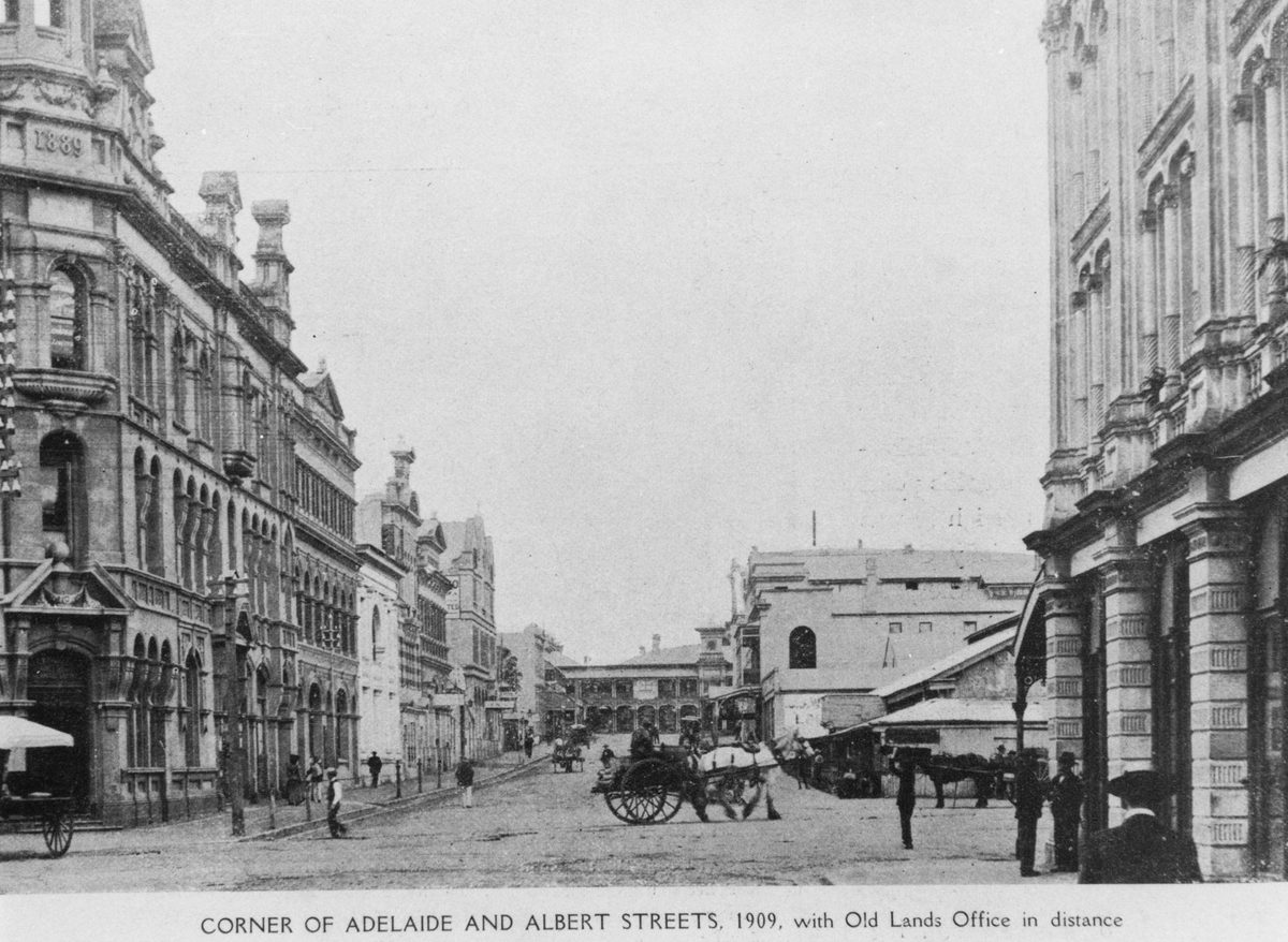 Corner of Adelaide Street and Albert Streets, 1909