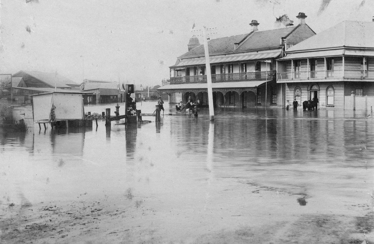 Creek Street Brisbane during the 1890 floods