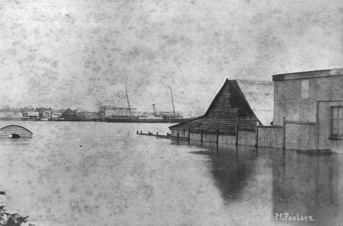 Alice Street ferry ramp during the 1890 flood, Brisbane