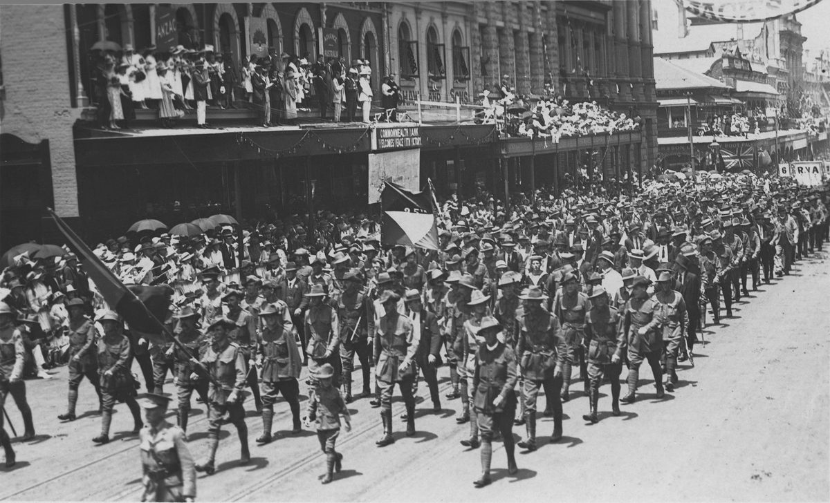 Street march to celebrate World War One victory, Brisbane, Queensland, 1918