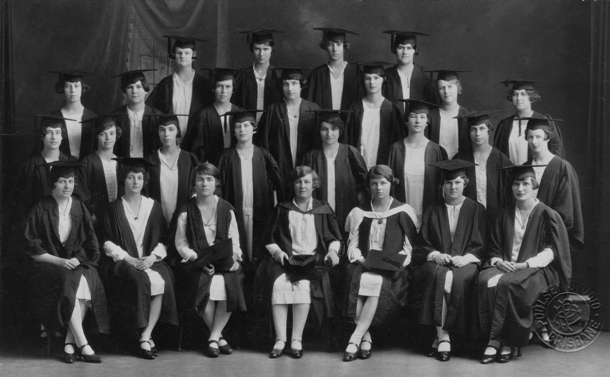 Group photograph of staff and students of the Women's College, University of Queensland, 1927