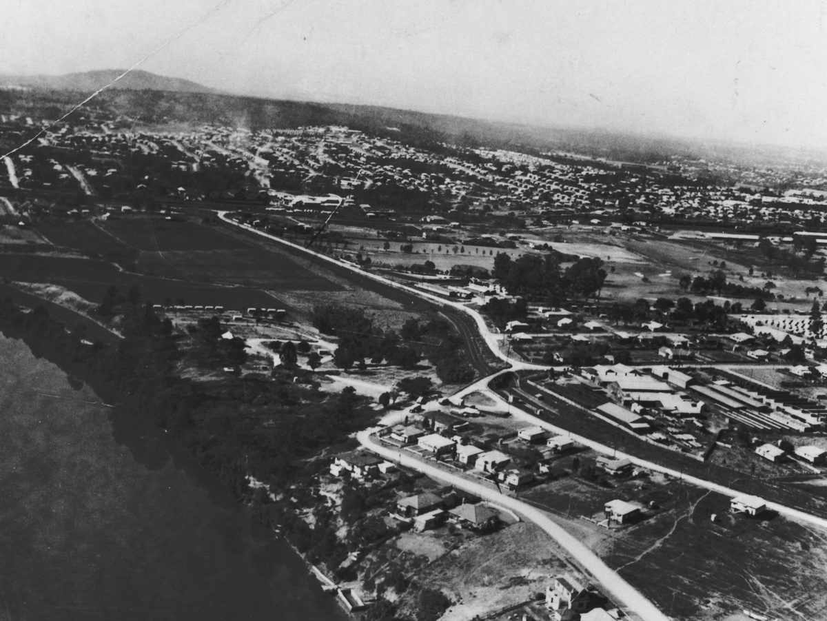 Aerial view of Tennyson, Brisbane, 1946