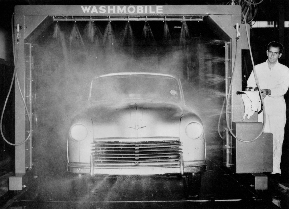 Hillman Minx in the WashMobile, 1952