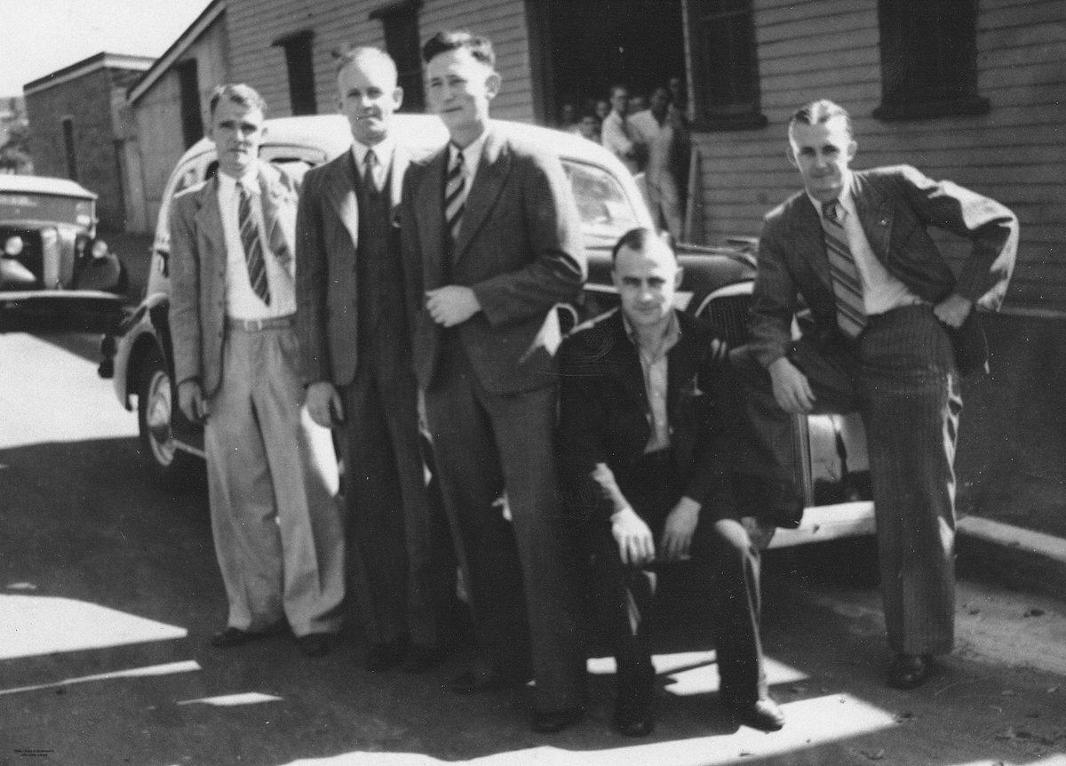 Students of the College of Civil Aviation in Newstead, Brisbane, 1941