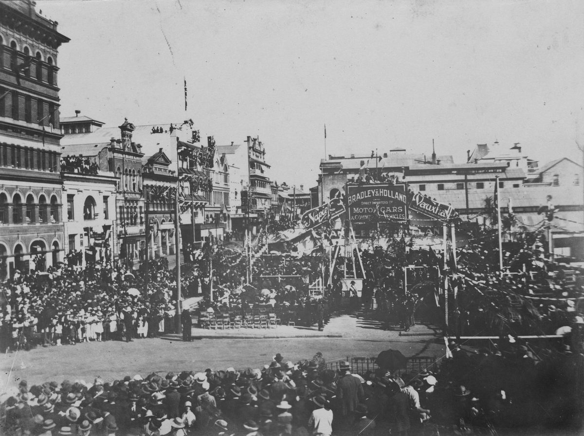 Laying the foundation stone of the Brisbane City Hall