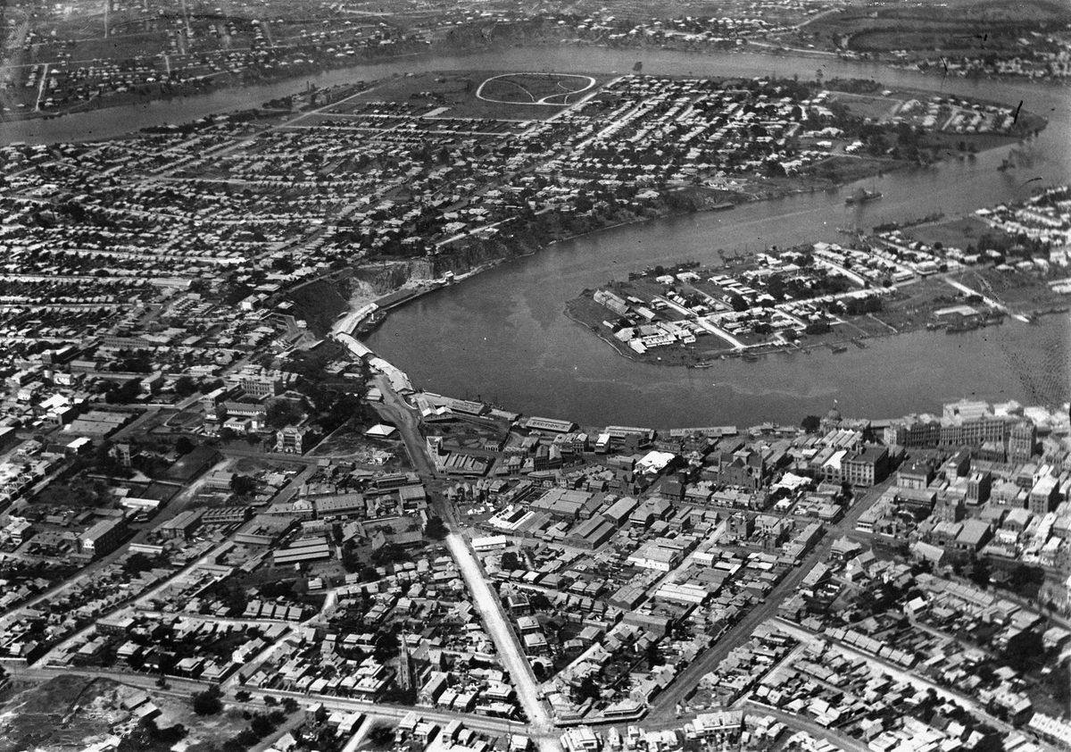 Aerial view of Brisbane city and Kangaroo Point, 1919