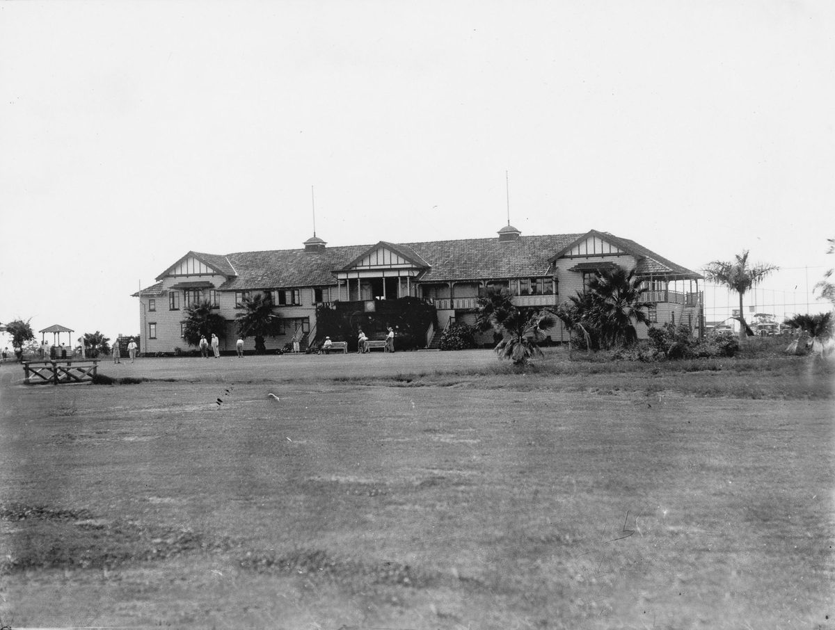 Clubhouse of the Royal Queensland Golf Club, Hamilton, Brisbane, 1933