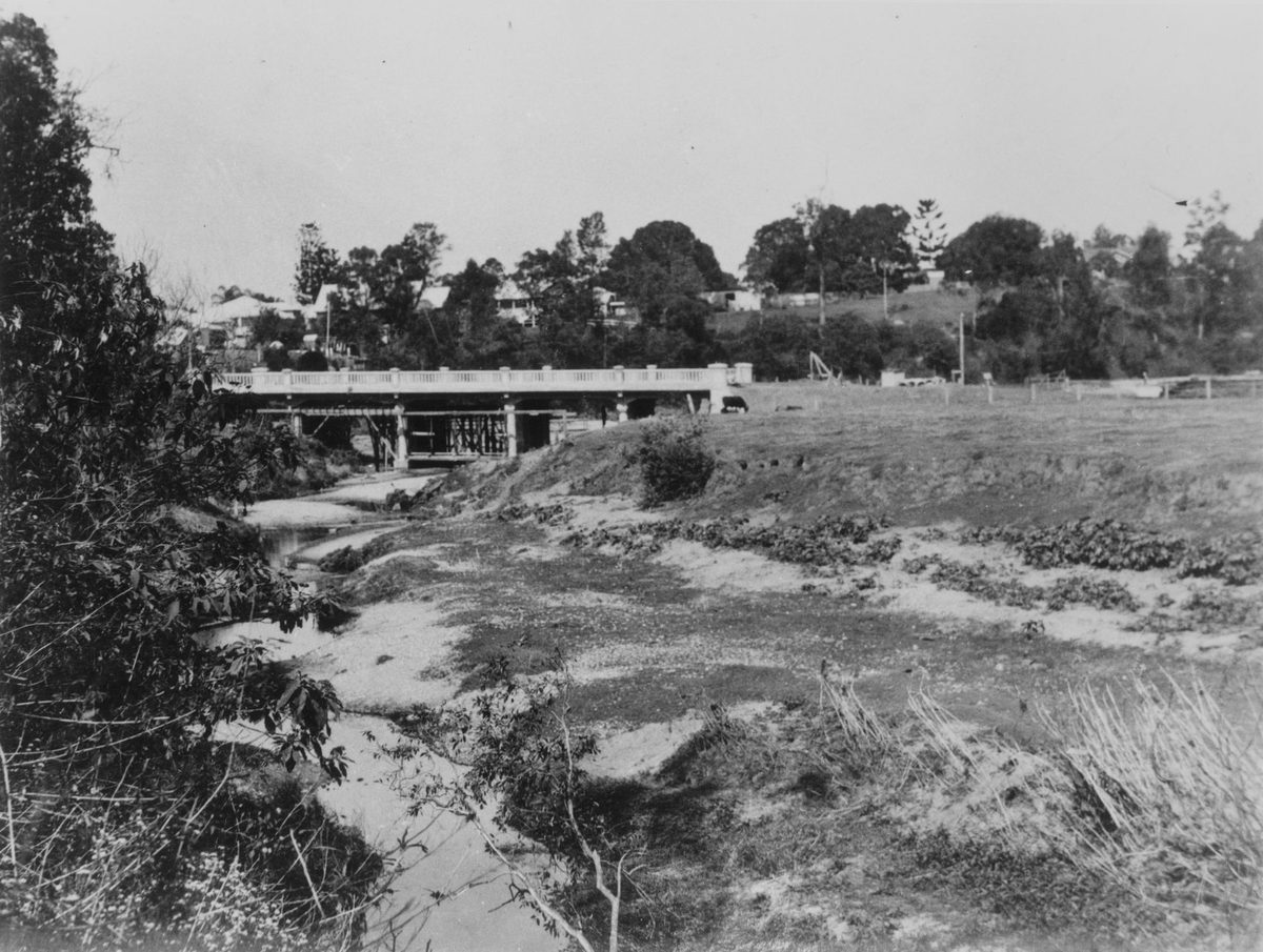 Ashgrove Road Bridge over the Enoggera Creek, Newmarket