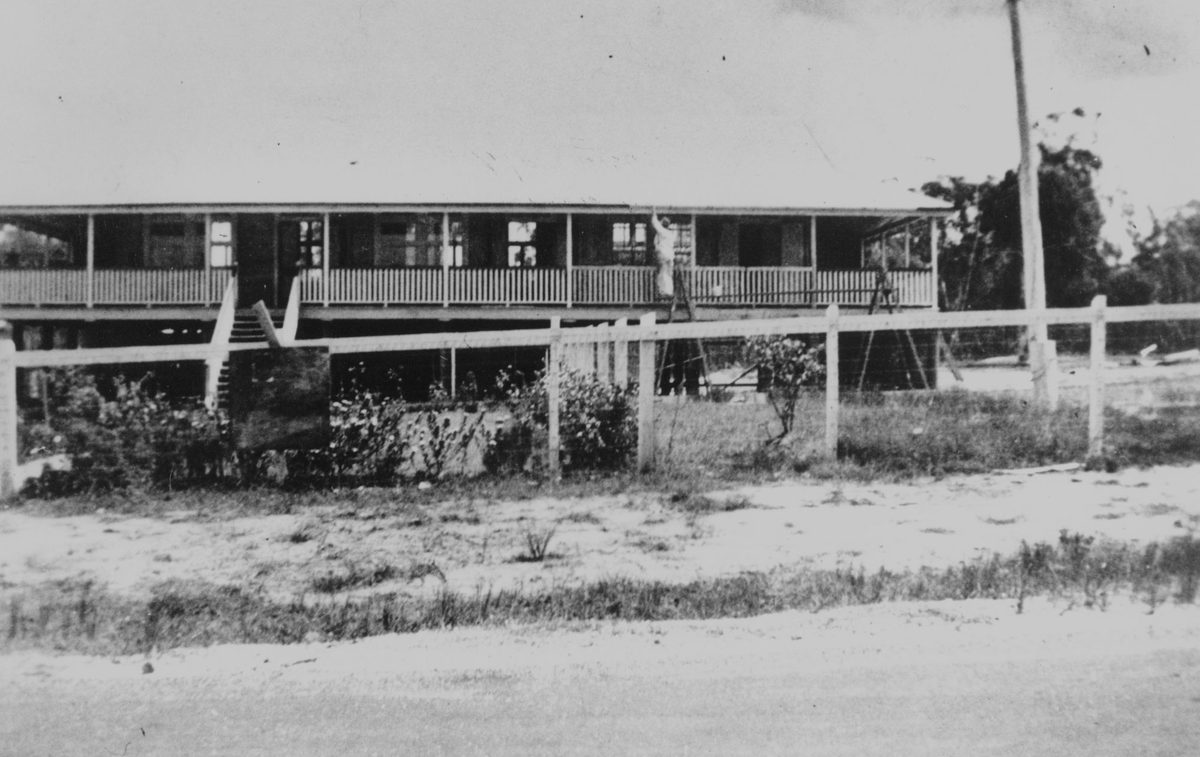Gumdale School building, 1940