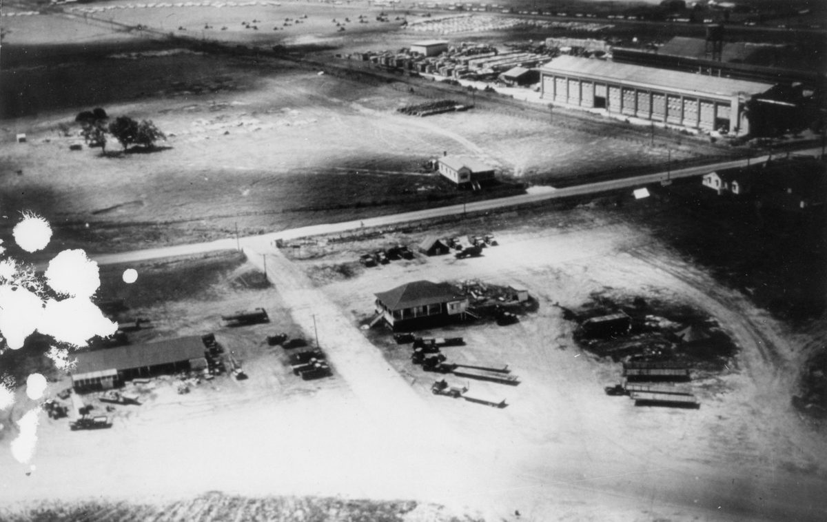 Aerial view of Eagle Farm, Brisbane, in 1942