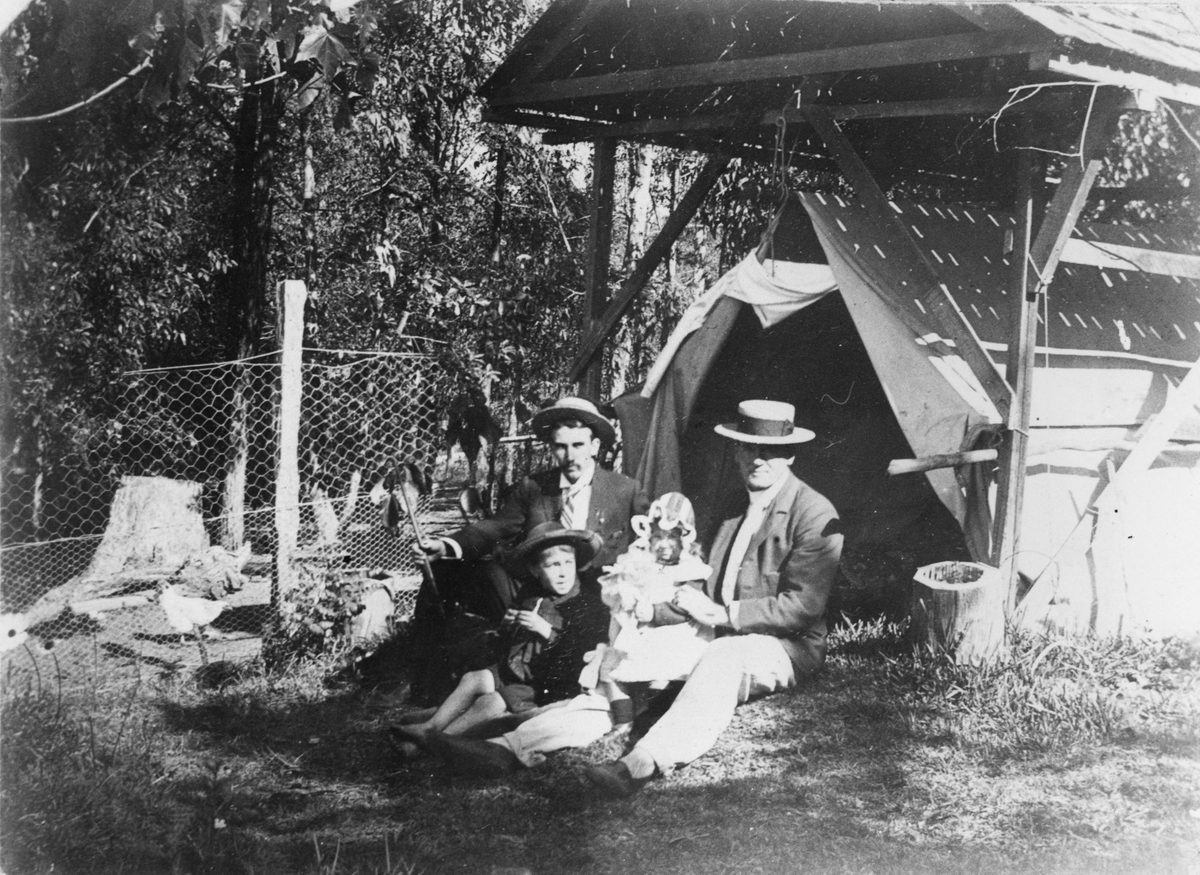 Camping out in the garden in the Toowong residence, Ecksleigh