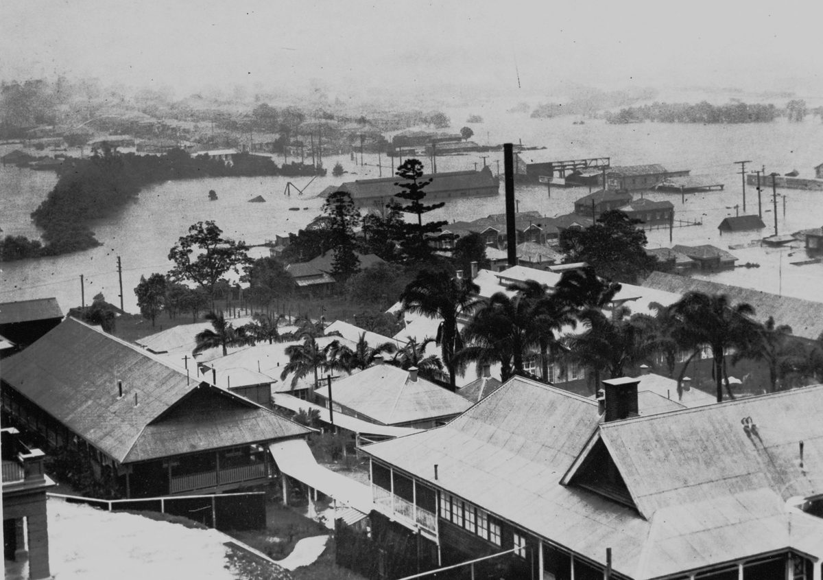 Flooding in Bowen Bridge Road, Windsor, 1931