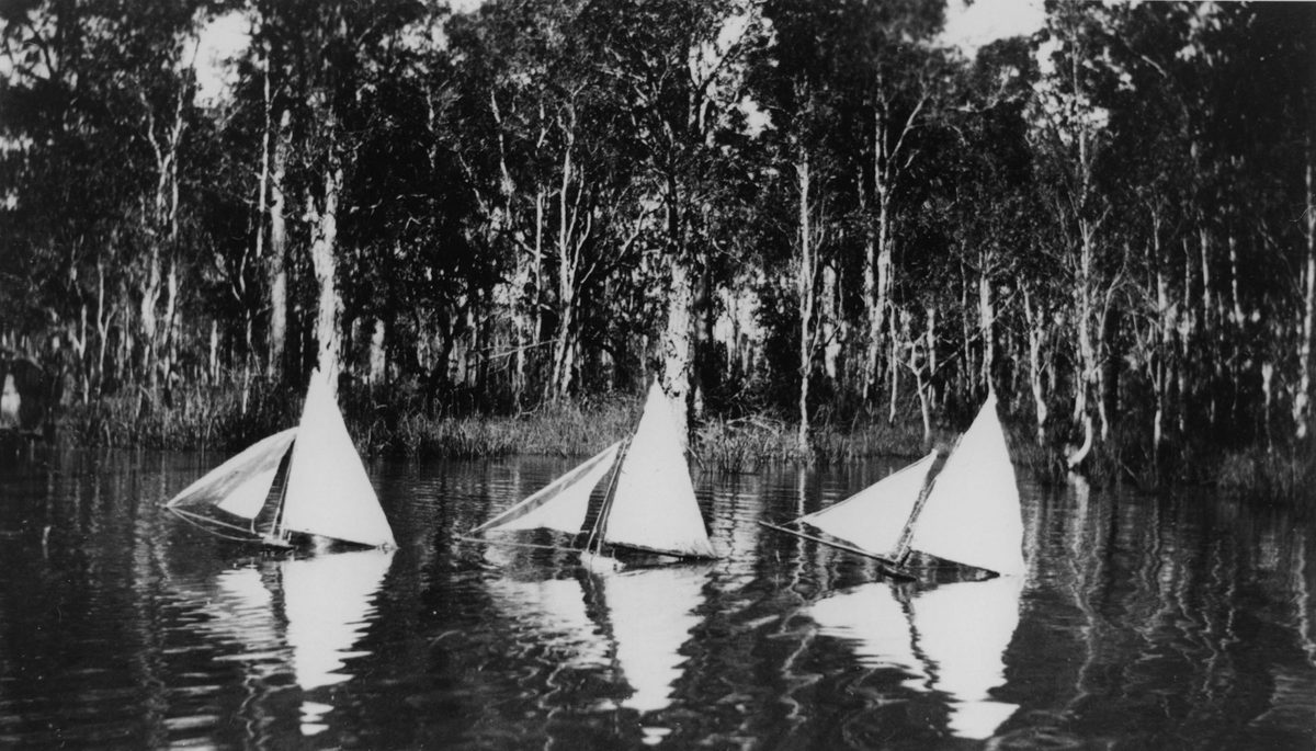 Model boats at Brackenridge, Brisbane, 1923